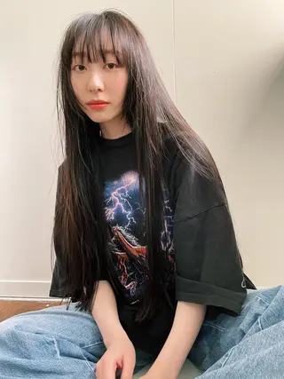 ロング カラー 高橋 愛美のヘアスタイル