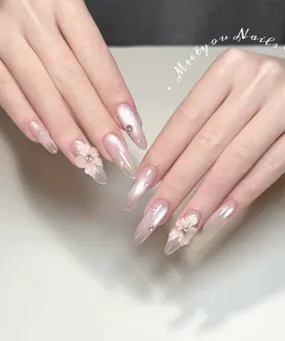 ネイル 周 テイのネイルデザイン