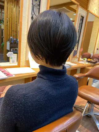 ショート カラー 鎌田 祥江のヘアスタイル