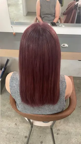 セミロング カラー 吉川 莉央のヘアスタイル