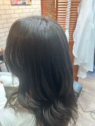 カラー 井上 龍詞のヘアスタイル