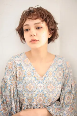 セミロング パーマ 小田川 竜也のヘアスタイル