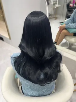 ロング カラー 𝑹𝒊𝒉𝒐🎀 名駅/大人韓国ヘアのヘアスタイル