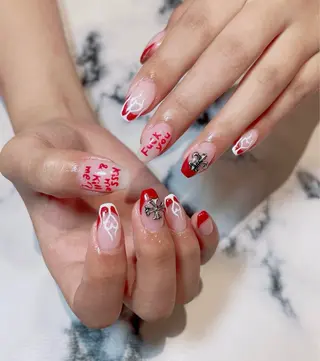 ネイル 奥田 加奈子のネイルデザイン