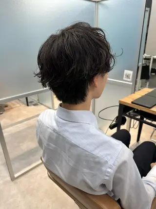 ショート パーマ メンズ かのん/メンズ毛流れ 特化/曲がる縮毛矯正のヘアスタイル