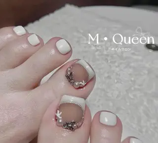 ネイル MQueen ネイルサロンマルのネイルデザイン