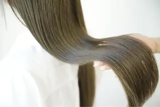 ロング 艶髪美容師　森田 優貴のヘアスタイル