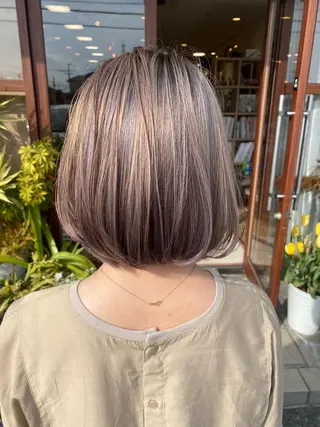 カラー ハイライト&ブリーチ 💇🏼‍♀MAHOのヘアスタイル