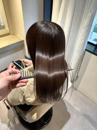 セミロング 必ず笑顔で帰っていた だきます！安田祐貴のヘアスタイル