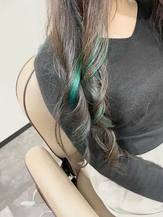 ロング 伊原 瑛里のヘアスタイル