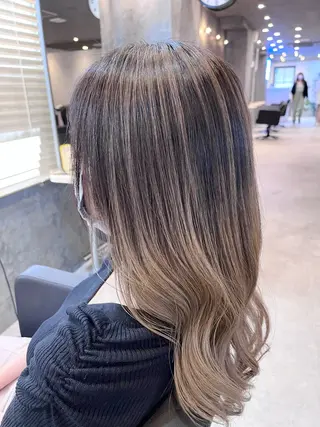 ロング カラー 小松崎 友宏のヘアスタイル