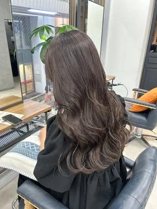 ロング カラー 幣 あや乃 /レイヤーカットのヘアスタイル