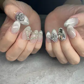ネイル YUNA FUKUDAのネイルデザイン