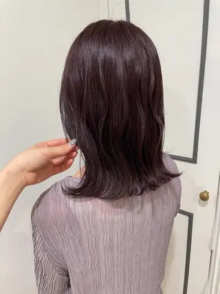 セミロング カラー SHEARA BY CARE所属・. AYUKAのヘアスタイル