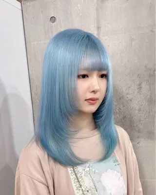 セミロング カラー Ryoichi⛓️ 韓国ヘア/ハイトーンのヘアスタイル
