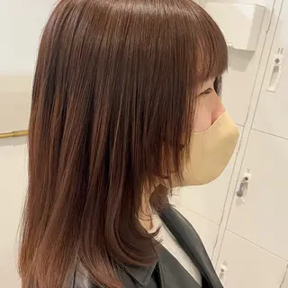 ミディアム カラー H梅田 / 811 堀本菜奈のヘアスタイル