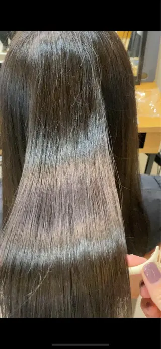 ロング あやめ【顔まわり/レ イヤー/柔らかカラ】のヘアスタイル