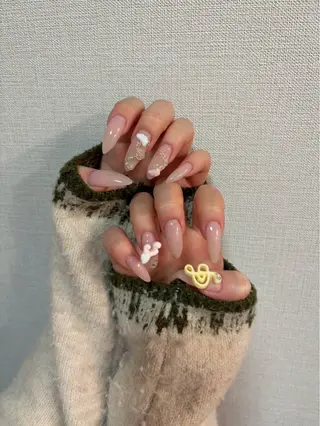 セミロング yuka ♡のネイルデザイン