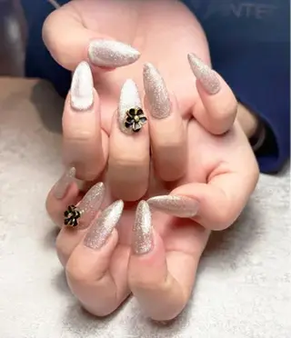 ネイル CHIHIRO チヒロのネイルデザイン