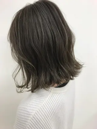 ミディアム カット講師 久保匠のヘアスタイル