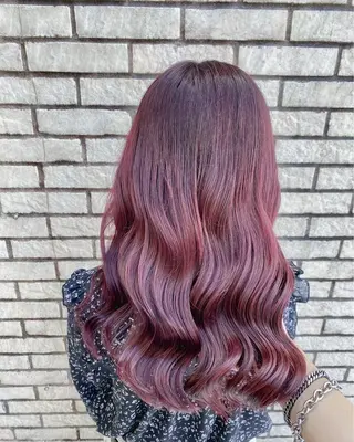 カラー 米元 ひなののヘアスタイル