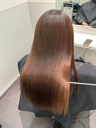 セミロング 美髪特化✨ 伊織✨縮毛矯正✨のヘアスタイル