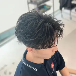 ショート メンズ フェザー/ゆるふわ パーマ/鐘ヶ江 航青のヘアスタイル