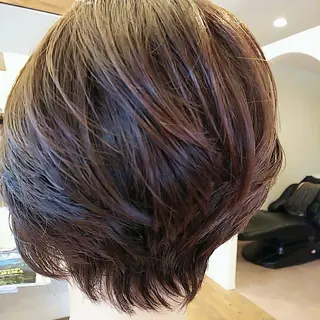 ショート 井上 真利のヘアスタイル