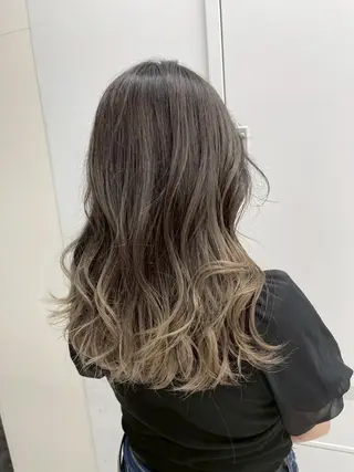 カラー セミロング 【公式】amble luxe池袋東口🩷のヘアスタイル