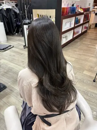 ロング さとう さくらのヘアスタイル