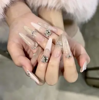 ネイル Pure&Rich Nailのネイルデザイン
