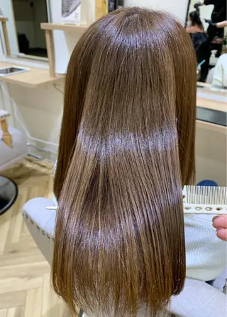 セミロング 髪質改善お任せ ください♪ひとみのヘアスタイル