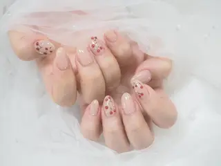 ショート 岡林 優美のネイルデザイン