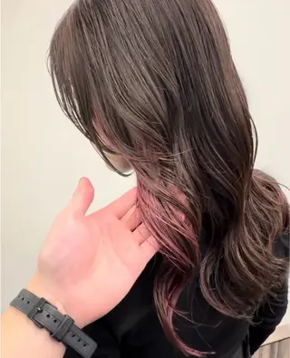 セミロング カラー 松田 宗のヘアスタイル