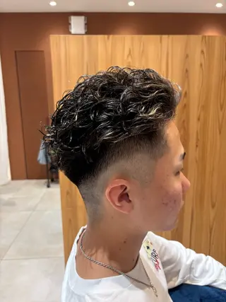 パーマ メンズ 馬場 寛之のヘアスタイル