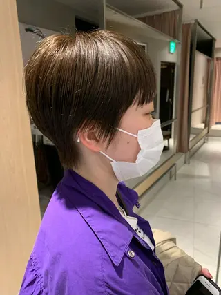 ショート 柔らか透け感カラー 🌿ムロヤリョウスケのヘアスタイル