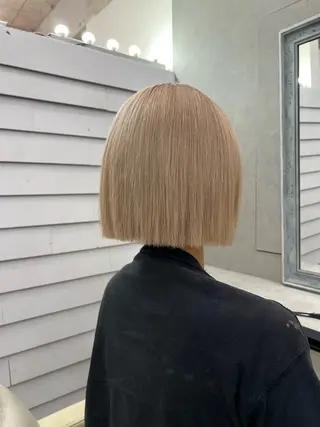 カラー YUI ハイトーンカラーのヘアスタイル