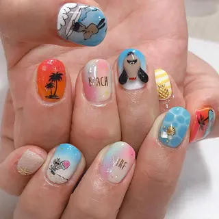 ネイル 東 千夏のネイルデザイン