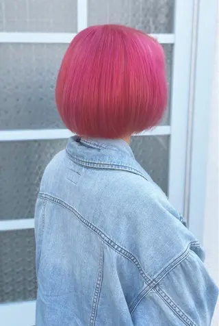 ショート カラー MEY Kirinのヘアスタイル