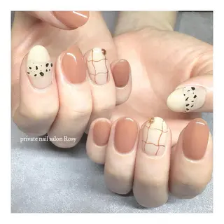 ネイル 🌹 𝕄𝕒𝕚のネイルデザイン