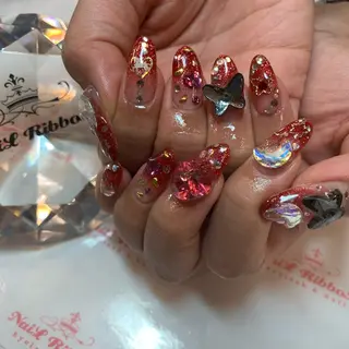 ネイル ネイルリボン 受付スタッフのネイルデザイン