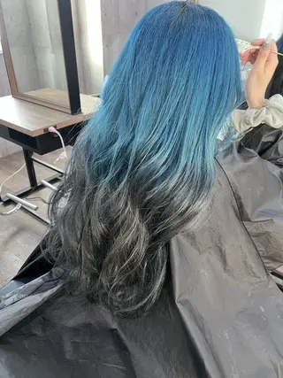 セミロング サニーサイド大名 ダブルカラー髪質改善のヘアスタイル