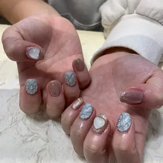 ネイル マキノ ユイのネイルデザイン