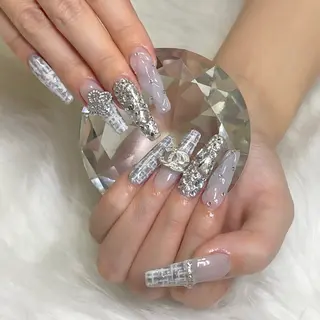 ネイル yurika 🌷.*･ﾟのネイルデザイン