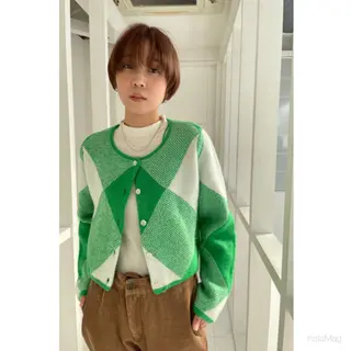 ショート カラー 岩間 香純のヘアスタイル