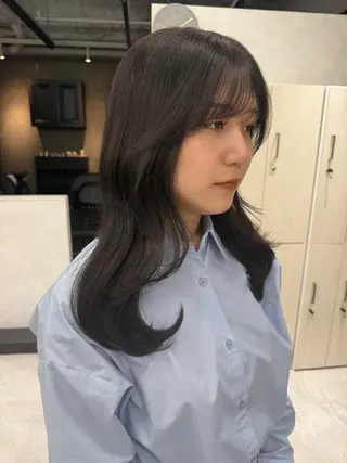 セミロング むく。/顔周りカット /髪質改善ストレートのヘアスタイル