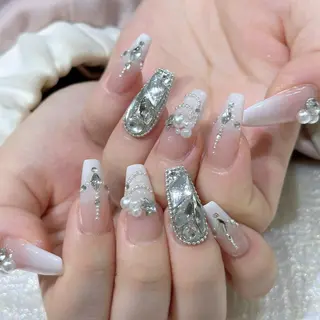 ネイル Queens ゲンのネイルデザイン