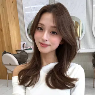 セミロング 似合わせレイヤー/ 透明感カラーのヘアスタイル
