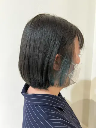 ショート カラー ながやま まいのヘアスタイル