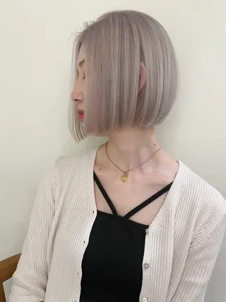 ショート カラー 小顔ボブ jilblanカホのヘアスタイル